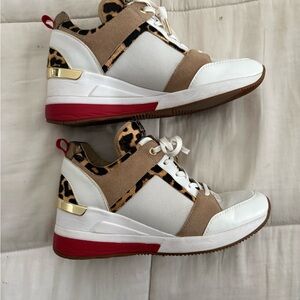 Michael Kors Stylish Women's Sneakers with Leopard Print